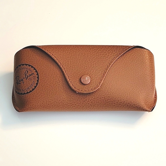 RAY BAN by LUXOTICA Faux Leather Brown Pebble Sunglass Case - UNISEX - EUC - Picture 4 of 15